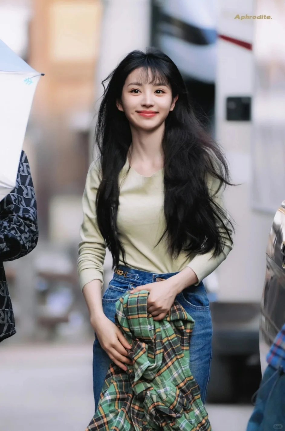 突然对女明星起了敬意。。