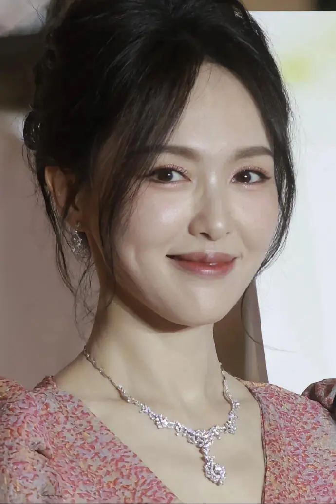 明星颜值还得看生图