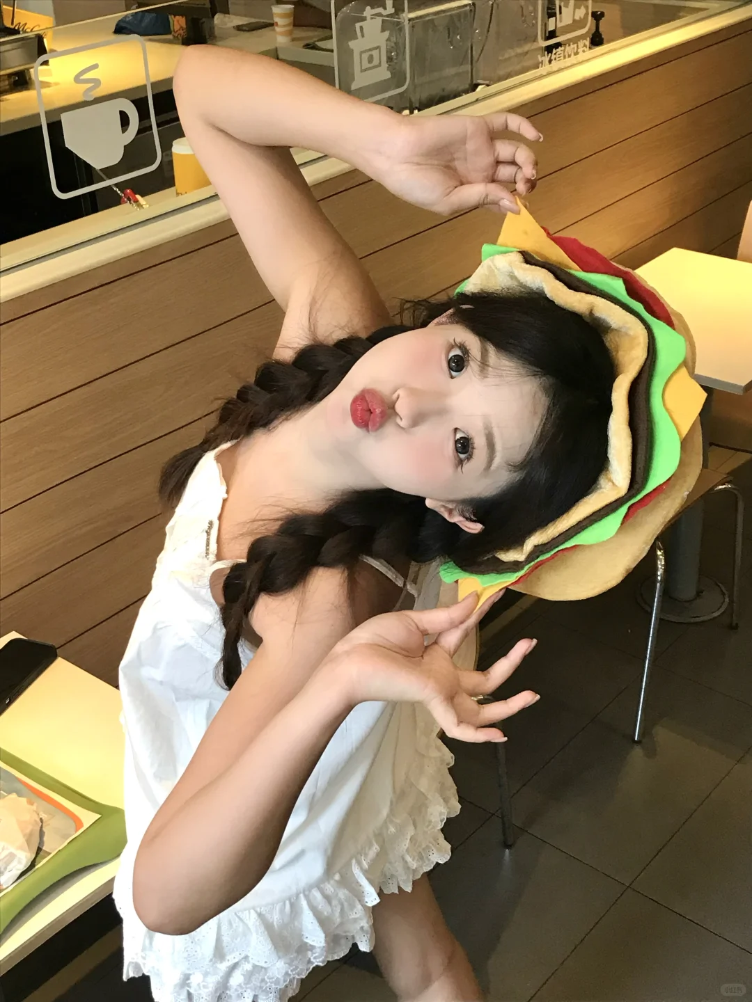 角度越怪越可爱꙳🍔യ🍟˚