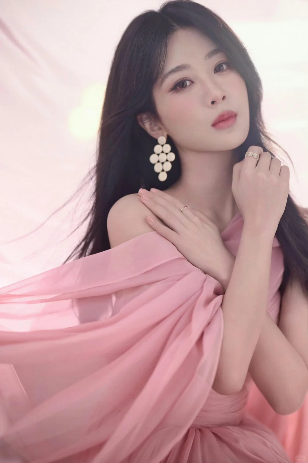 杨紫，容颜，胜了一切形容🌸