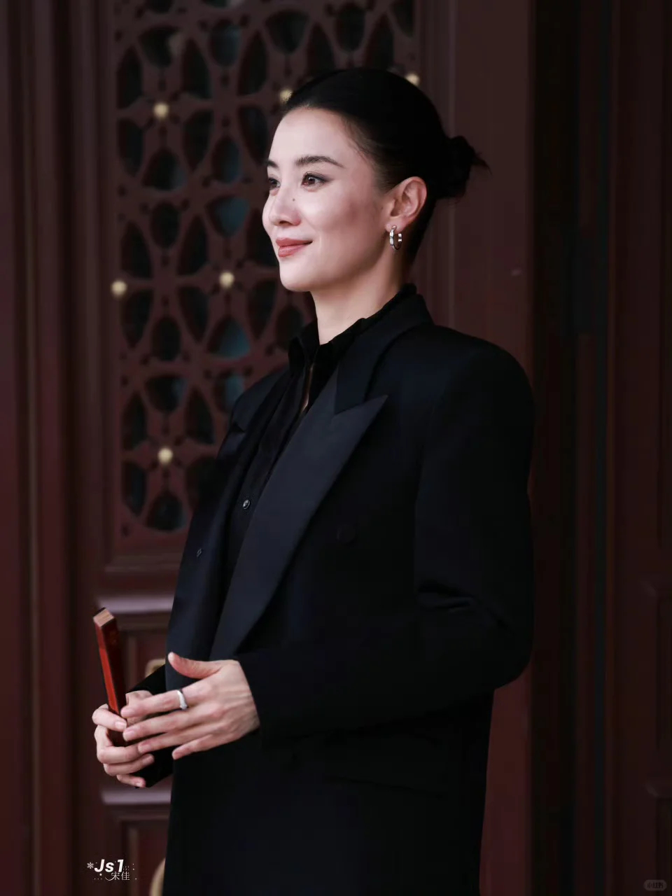光圈里的东方女性美～中式审美配这位姐绝了