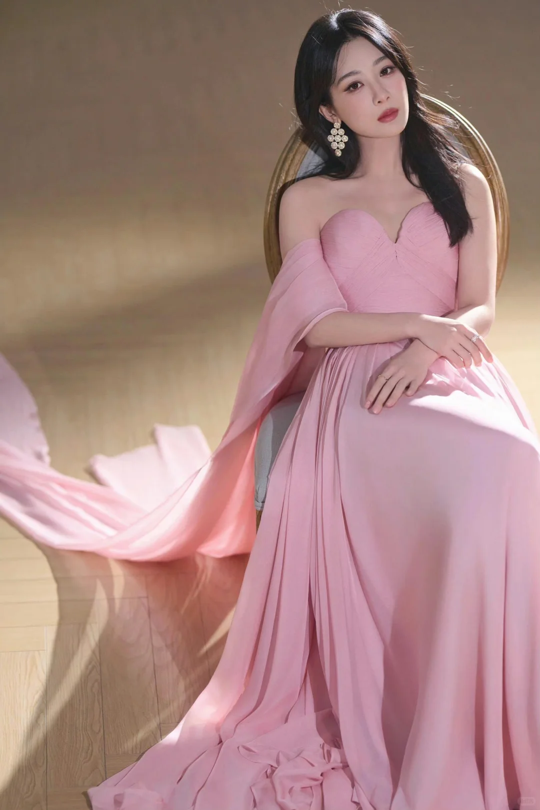 杨紫，容颜，胜了一切形容🌸