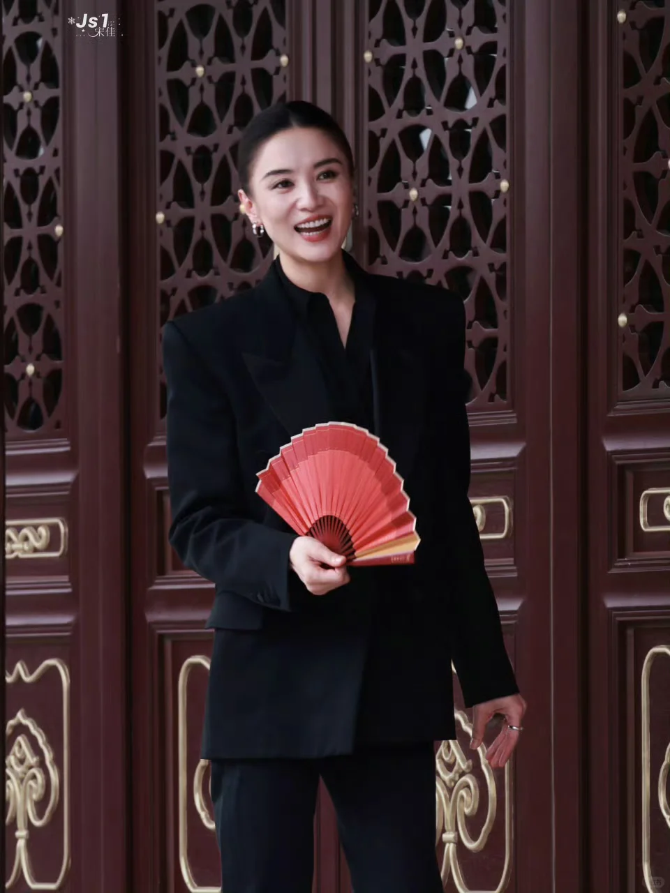 光圈里的东方女性美～中式审美配这位姐绝了