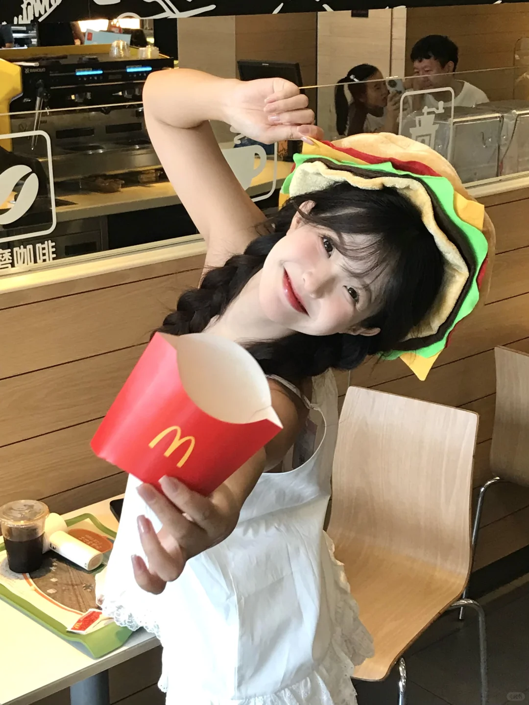 角度越怪越可爱꙳🍔യ🍟˚