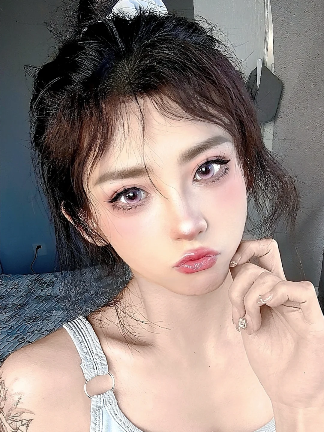 我本来是大美女！我自信的展现这非凡的美貌
