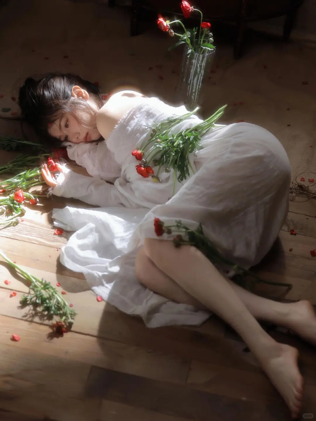 红花纯欲天花板‼️像坠入一场无意识的梦里