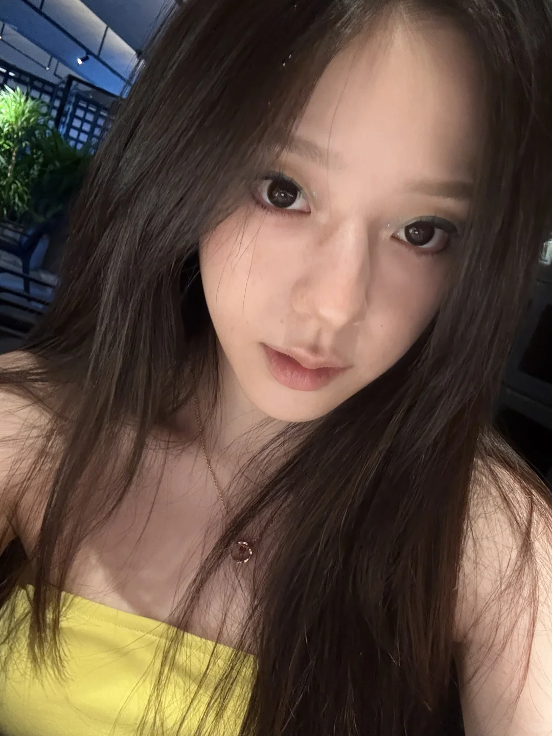 这样自拍挺漂亮的