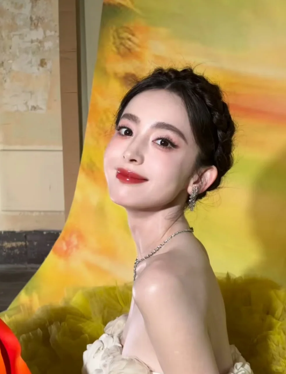 她在发光～谁不爱呢～～