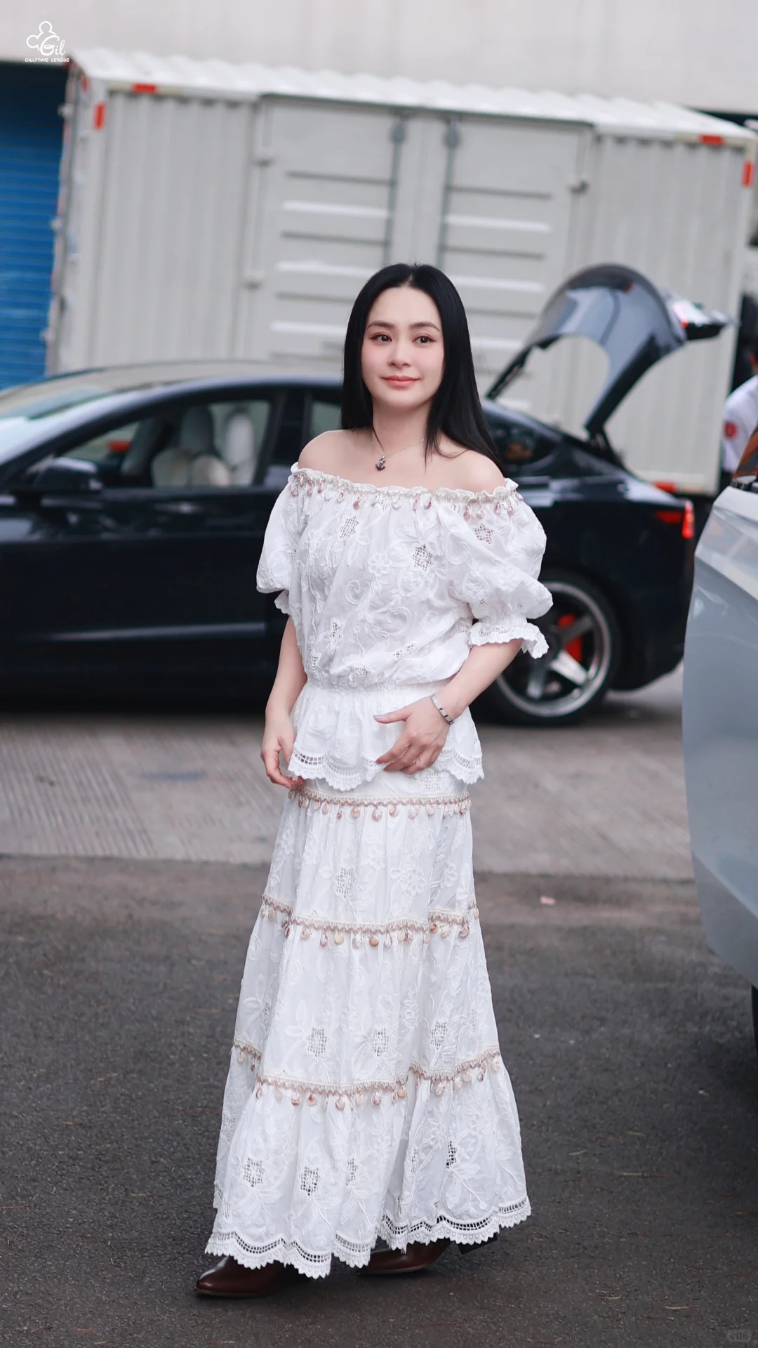 你的黑长直女友娇惊喜现身