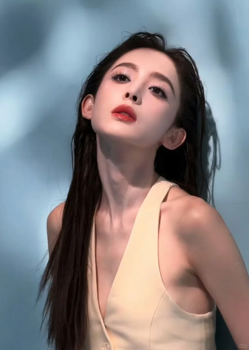 她在发光～谁不爱呢～～