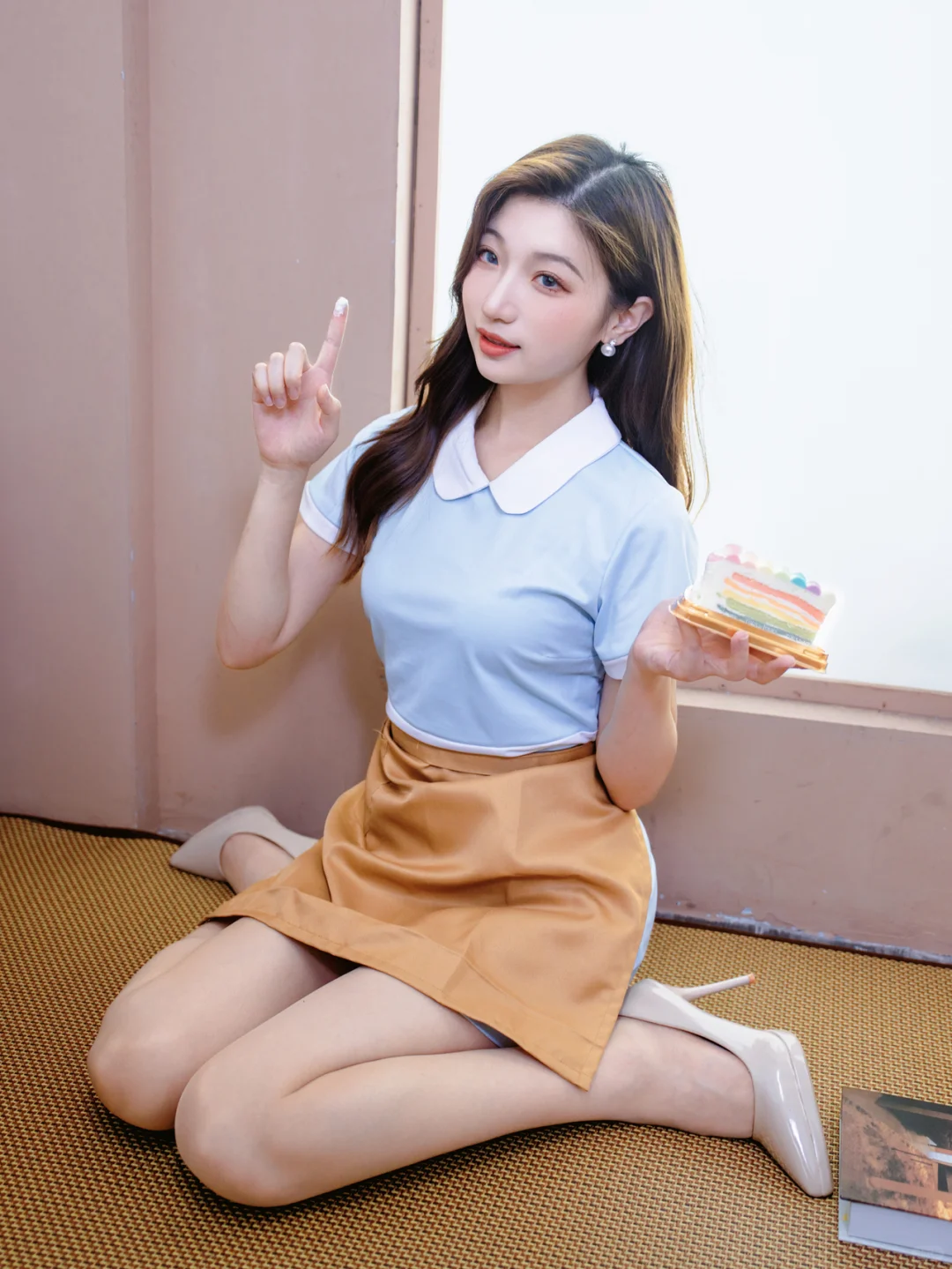 好利来的甜美制服风格来袭