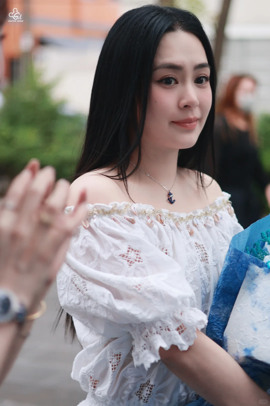 你的黑长直女友娇惊喜现身