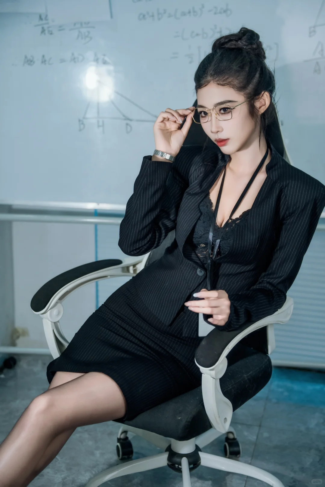 我宣布！这就是我的办公室！