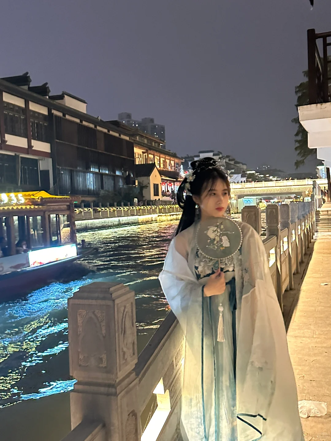 在秦淮河穿汉服拍照真的很出片！！