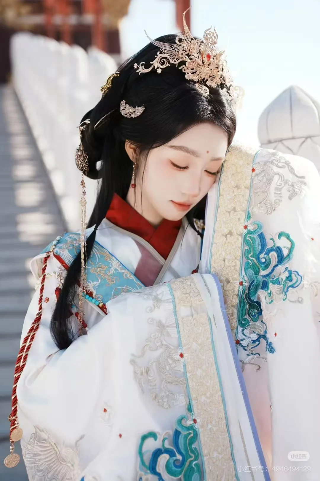 千万别穿这套汉服去拍写真！我怕你美到收