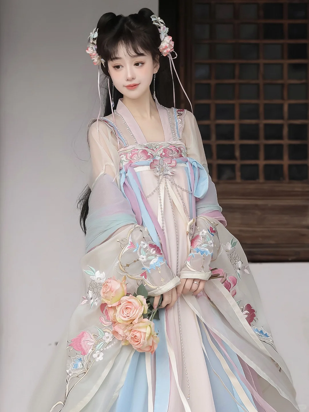 一眼惊艳的齐胸汉服，粉蓝配色～