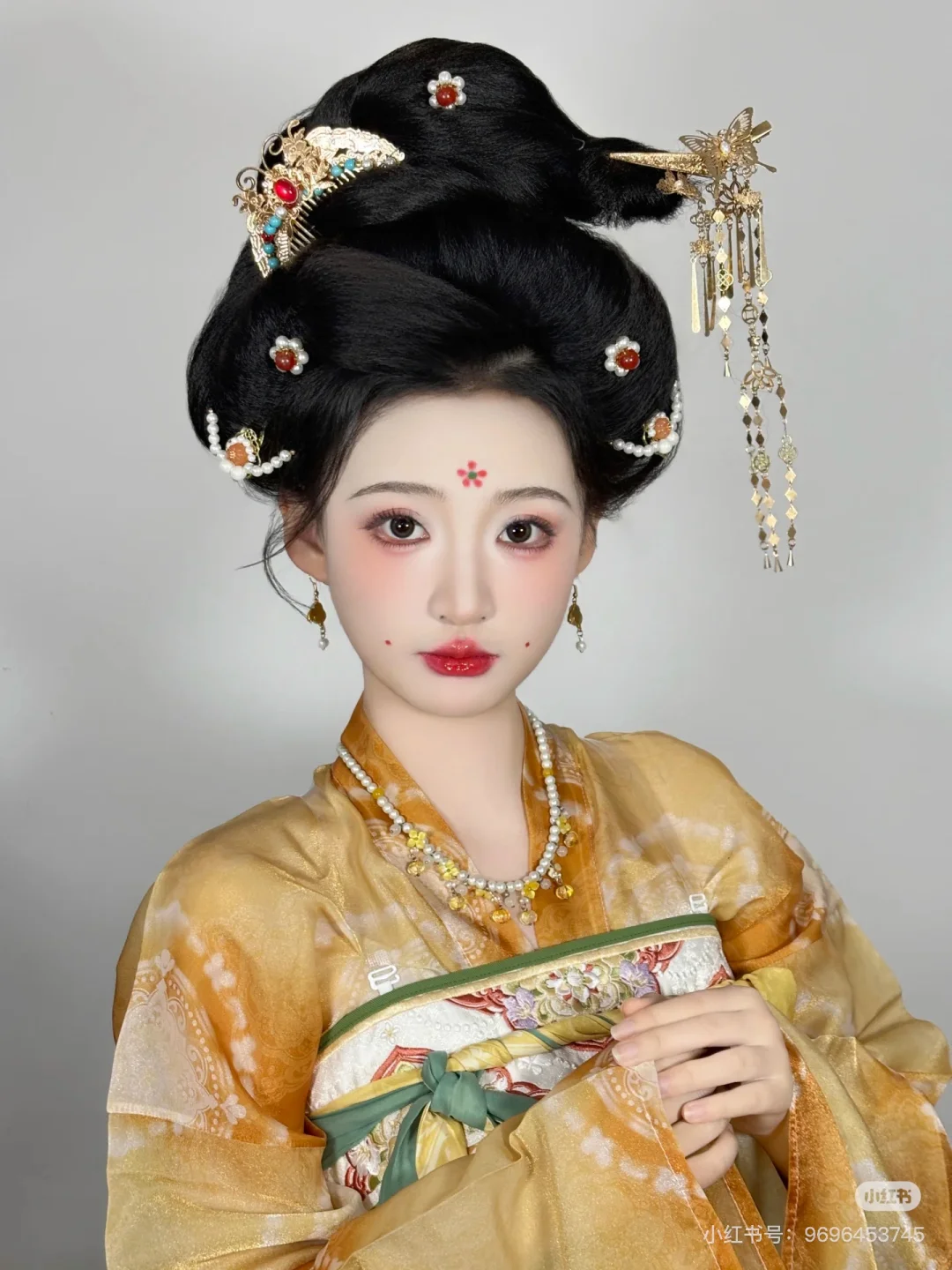 求！！选哪套好呢？