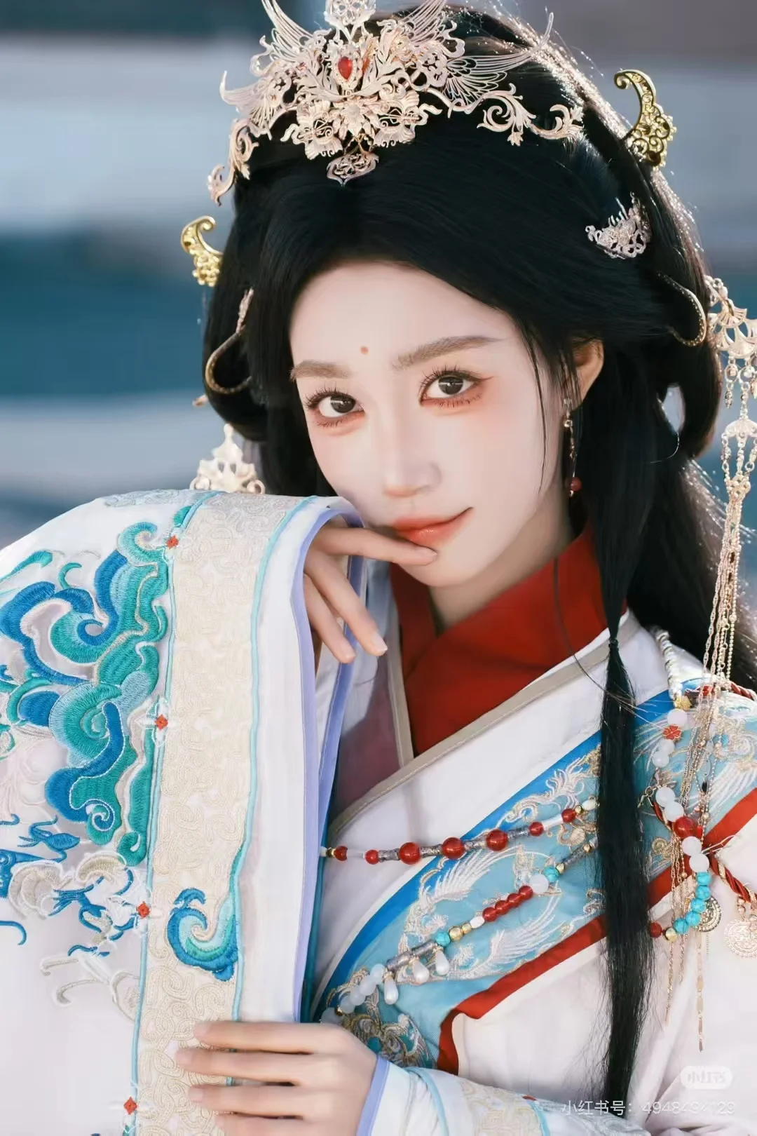 千万别穿这套汉服去拍写真！我怕你美到收