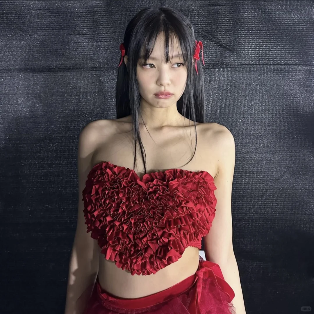 Jennie💋 金珍妮拍立得壁纸❕