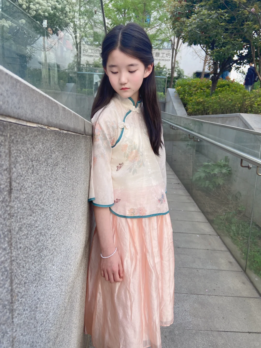 是谁家的大小姐跑出来啦❓