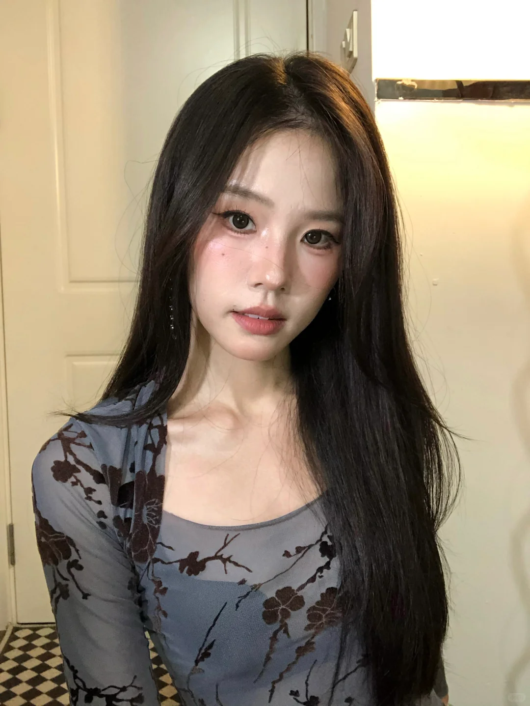 有点建模脸的意思了
