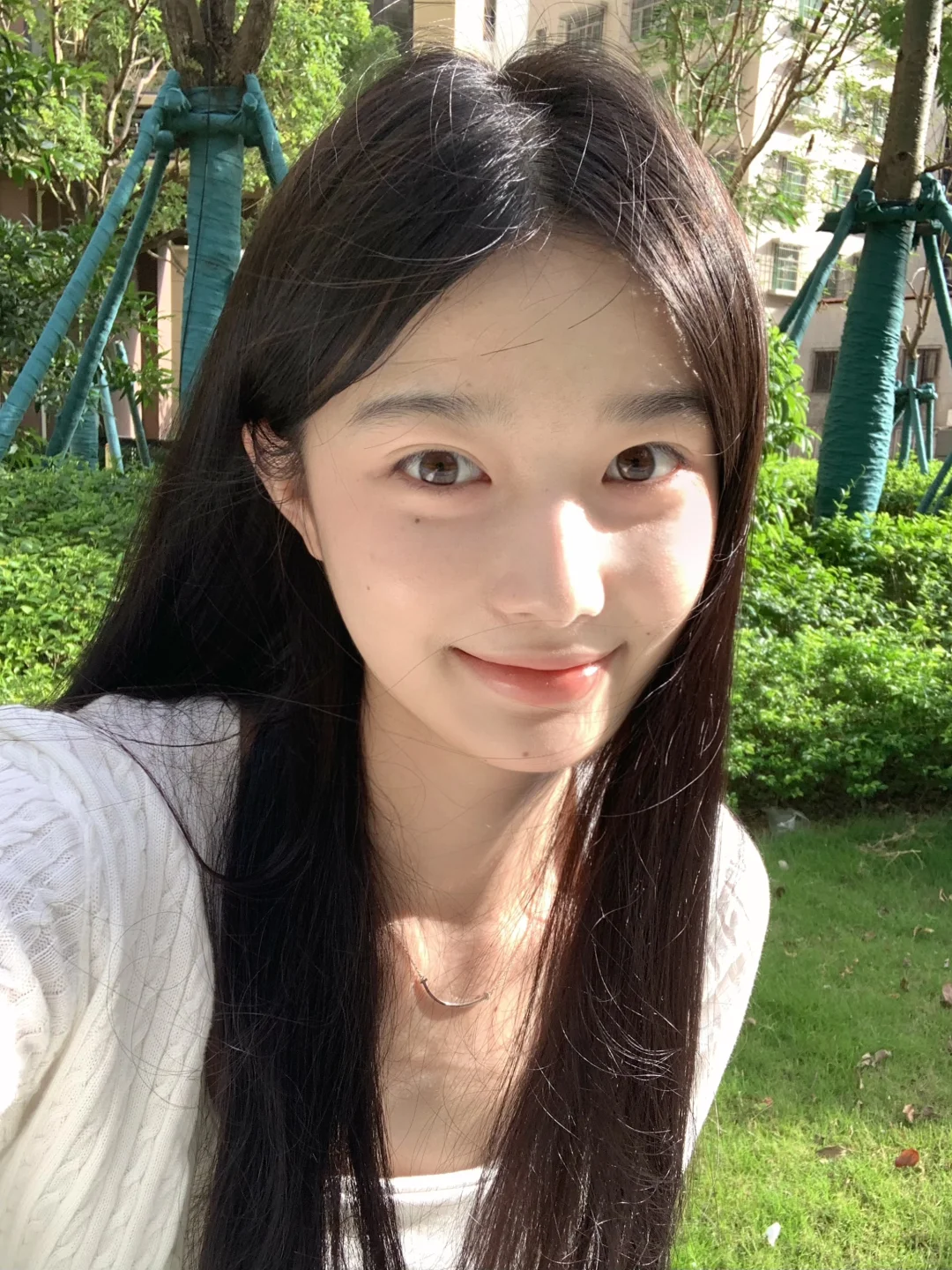 被阳光偏爱的素颜