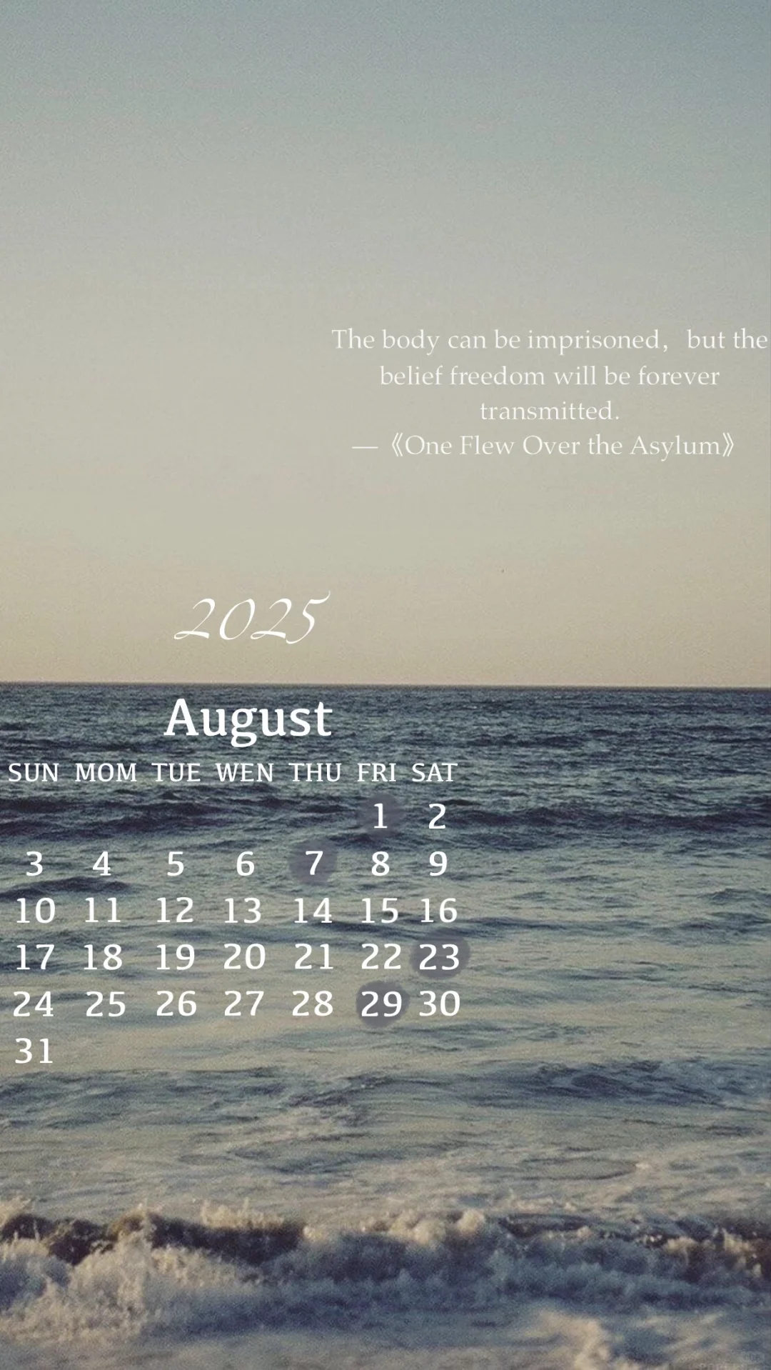 August｜以壁纸的方式记录生活