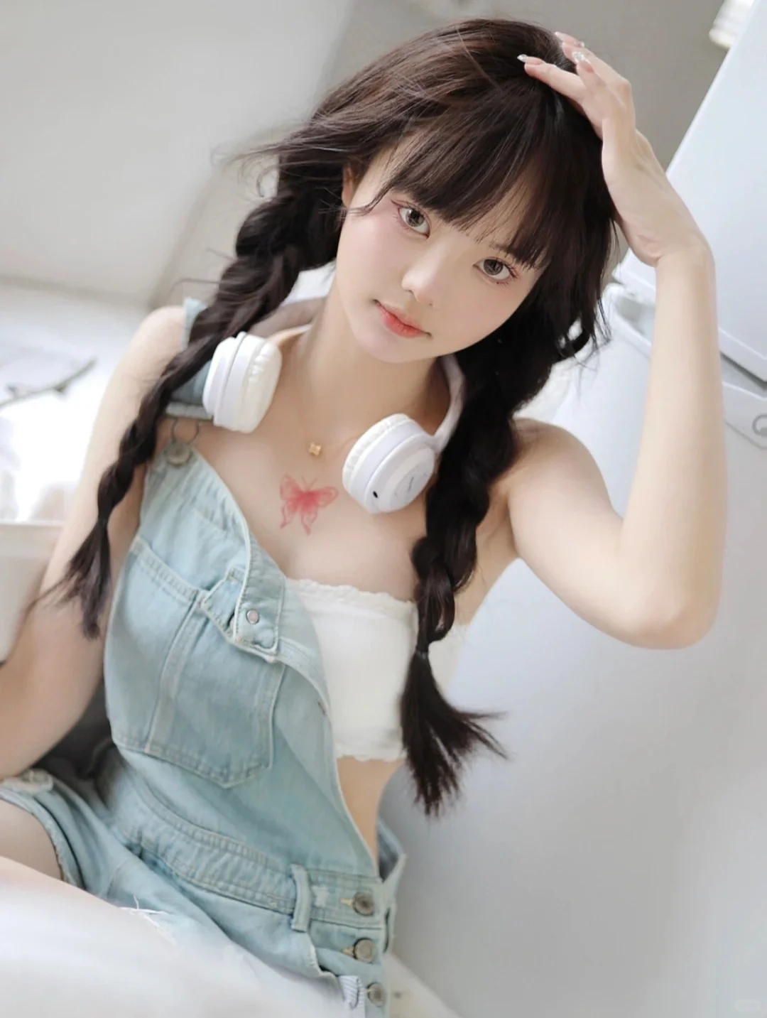 单纯无辜的女孩头像