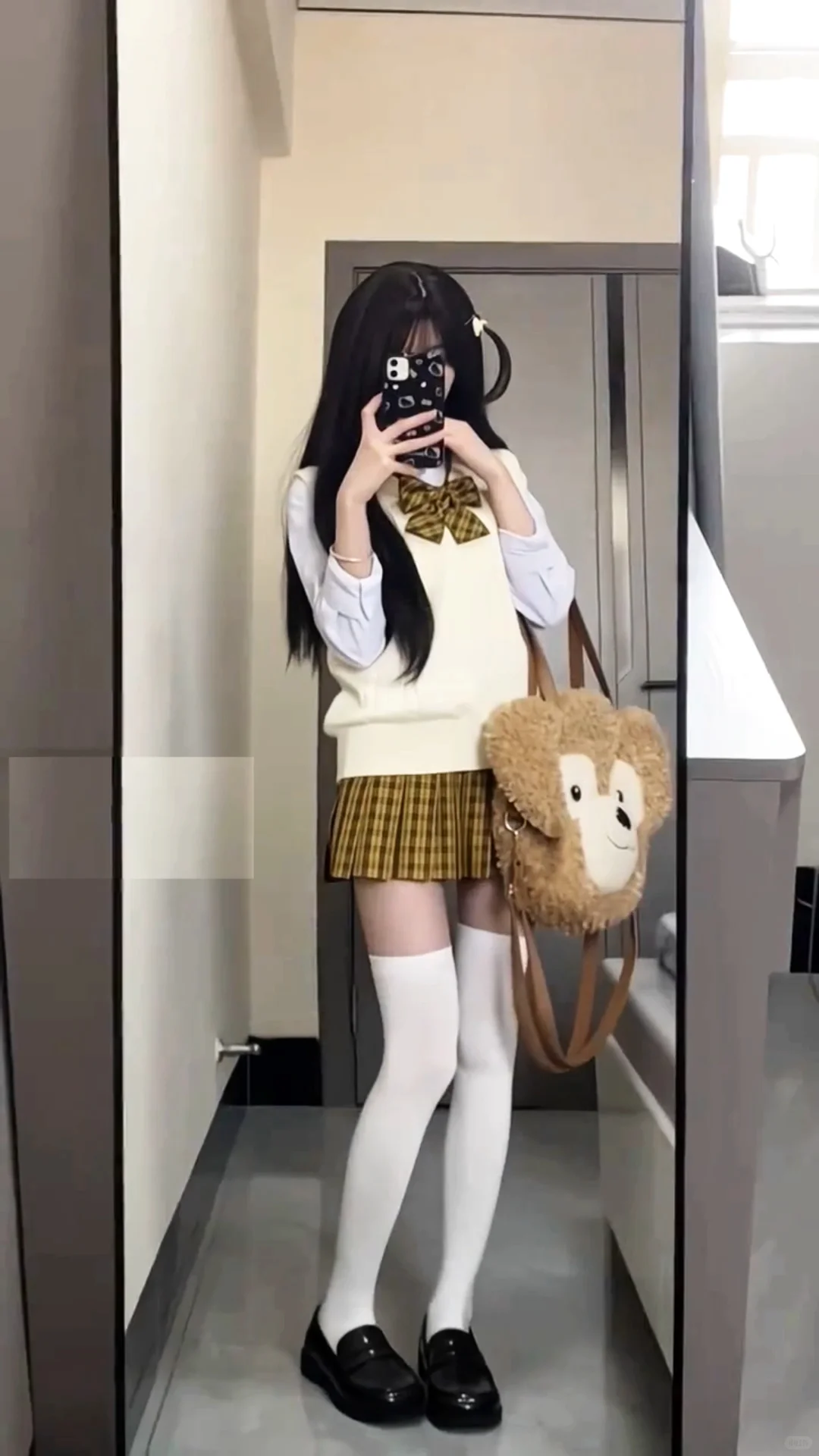 突然又喜欢及膝袜了