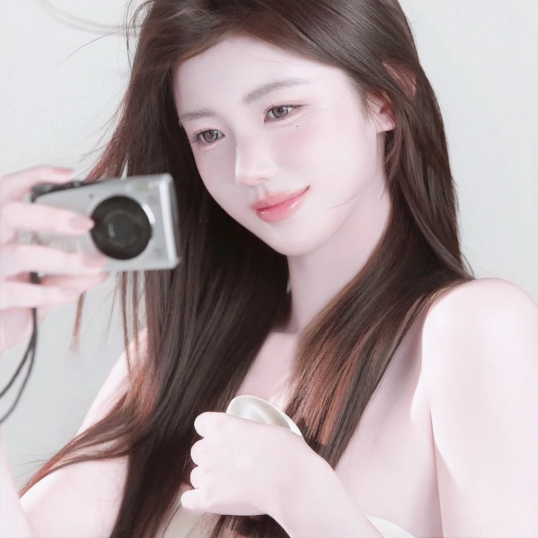 𝐌𝐚𝐧𝐝𝐲｜清新 ᯓ 甜美 ‧₊