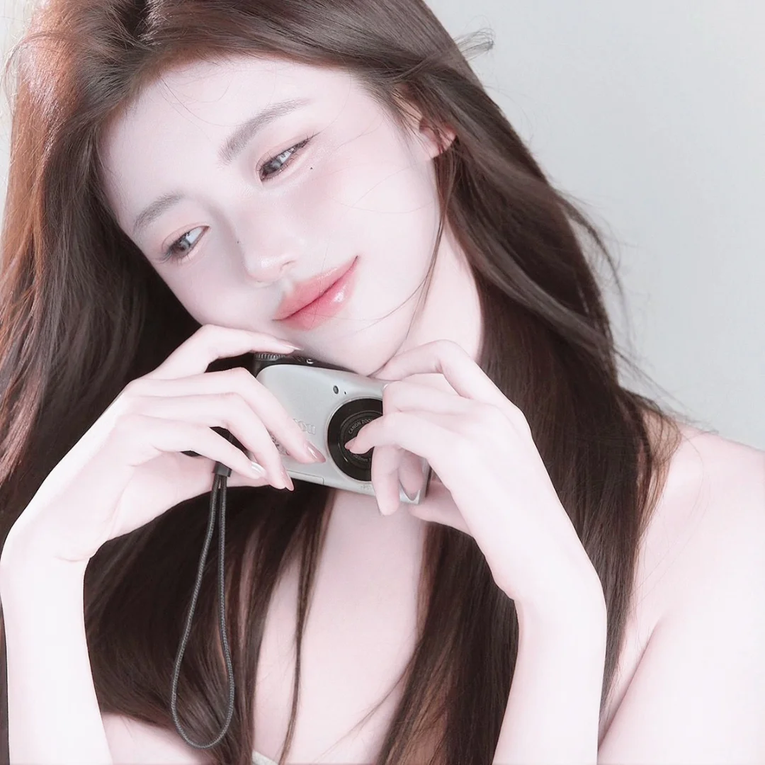 𝐌𝐚𝐧𝐝𝐲｜清新 ᯓ 甜美 ‧₊