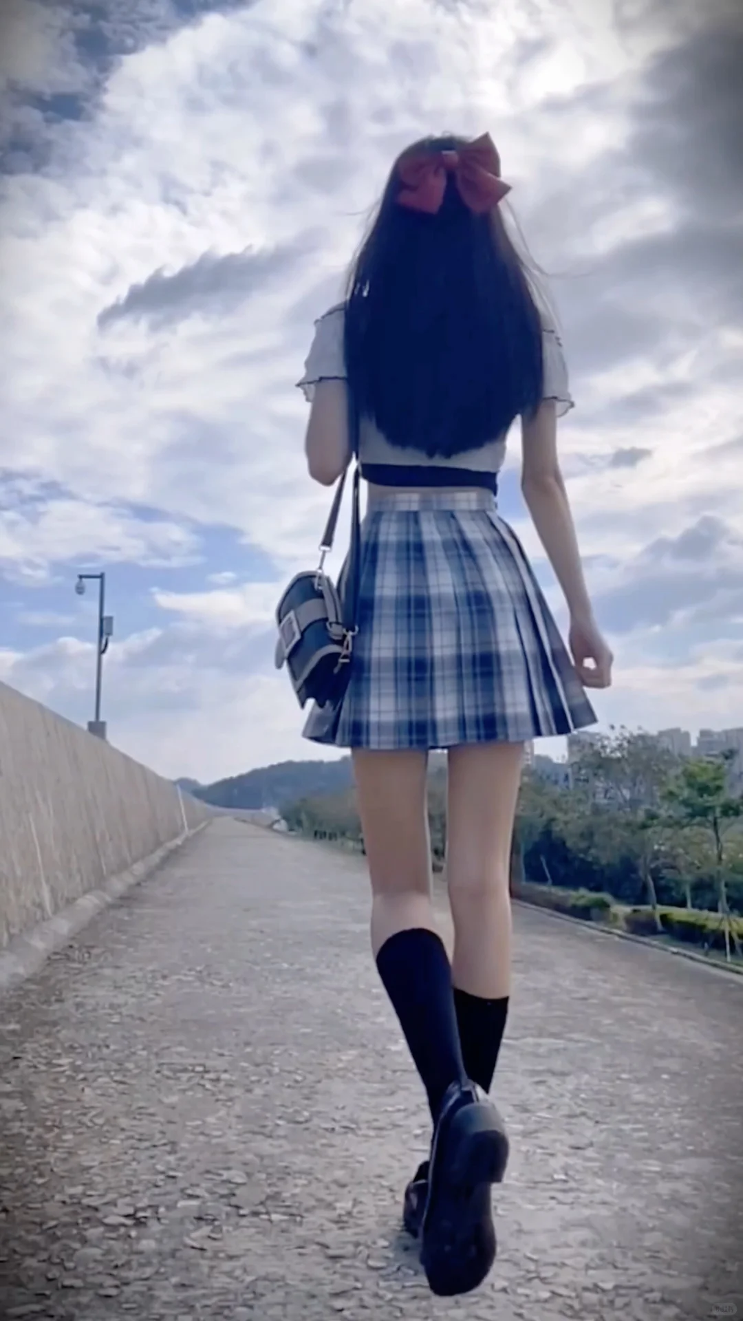 袜子总是掉，谁帮我提一下