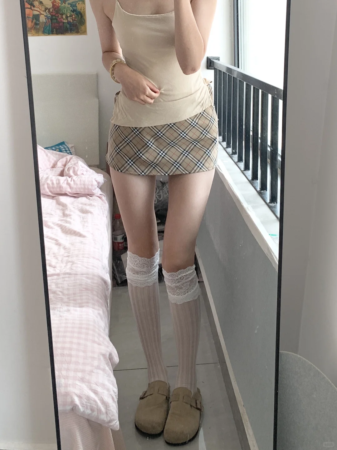 老婆们应该选哪双袜子🧦