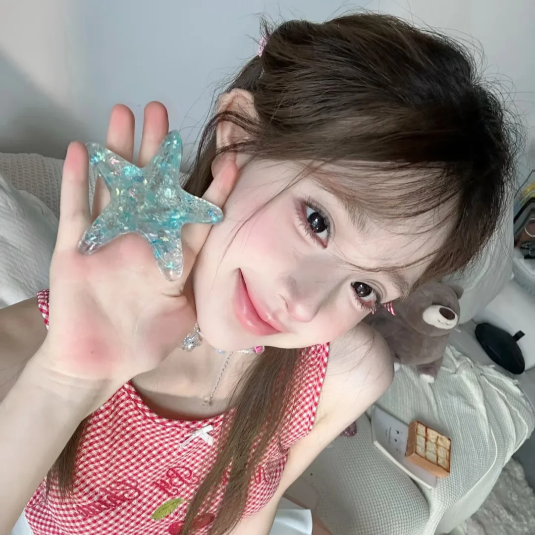 𝑾𝒆𝑪𝒉𝒂𝒕俏皮可爱感女头