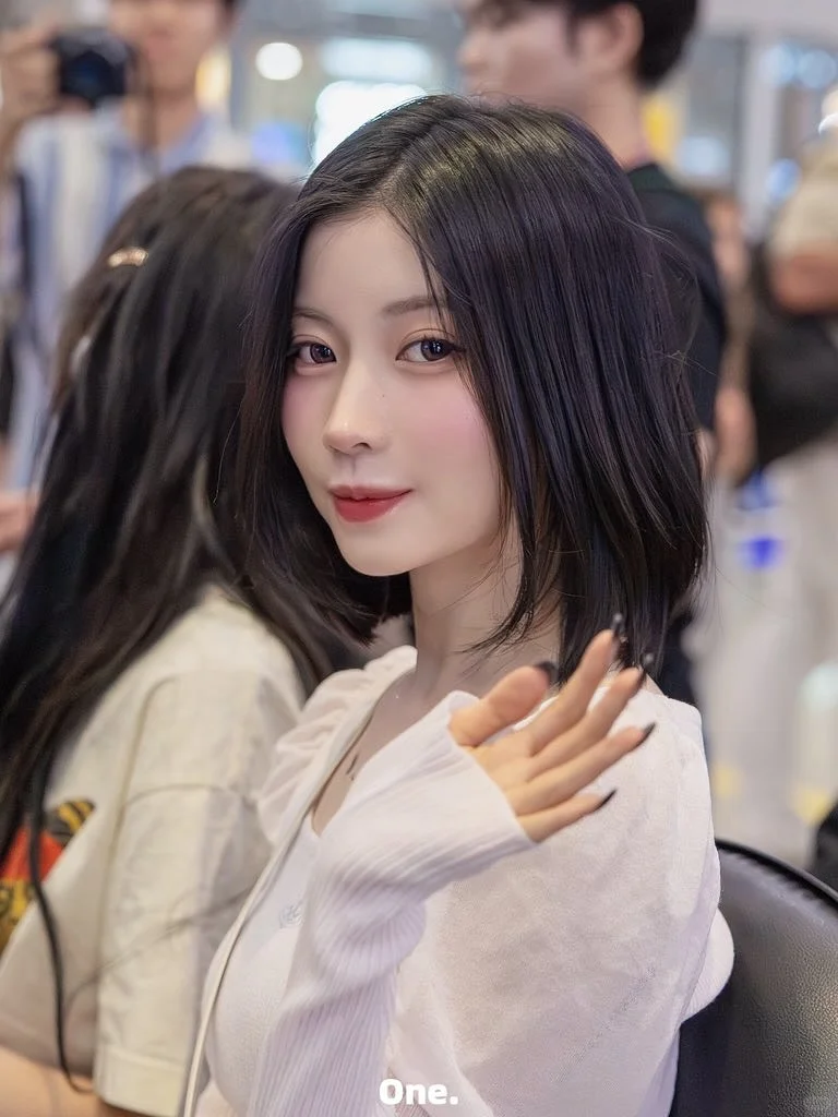 ASA机场街拍私服💖美到令人挪不开视线❗