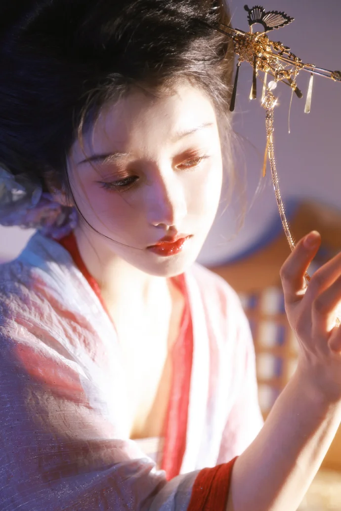 姜贞羽