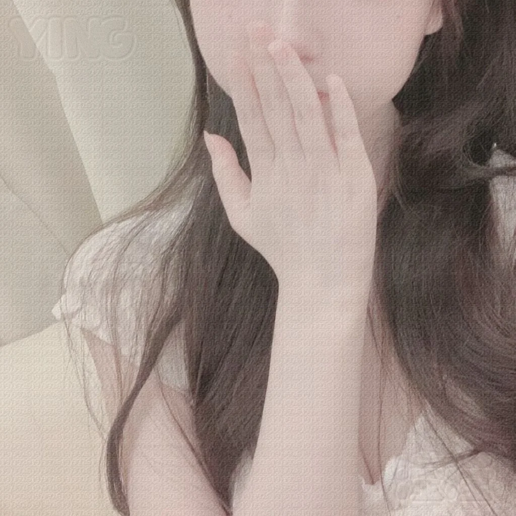 少女 右滑原图