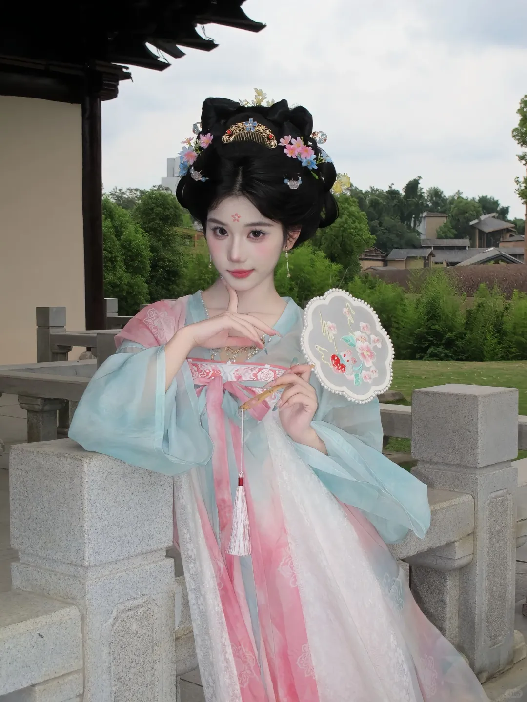 她和古装真的好搭～西安100多做的唐风少女～