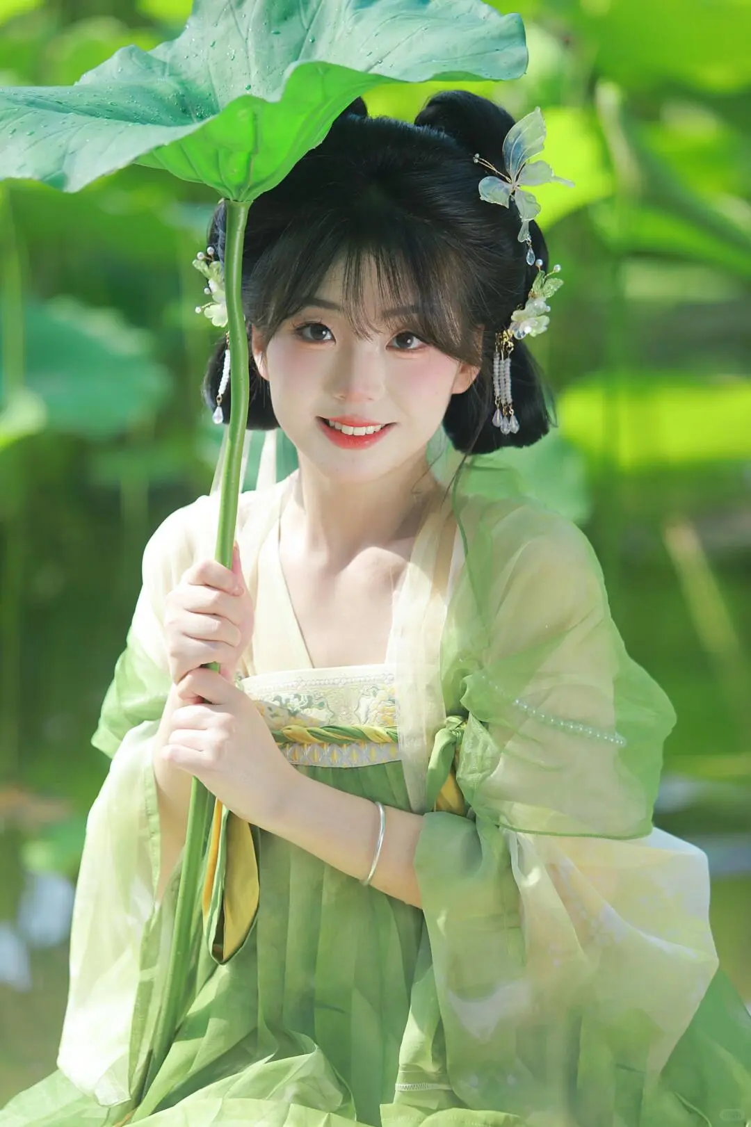 西1️⃣9️⃣9️⃣的荷花汉服你还没拥有吗