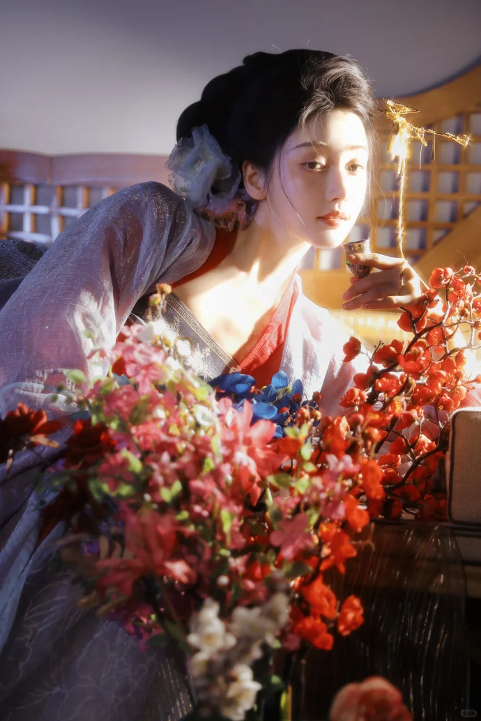 姜贞羽