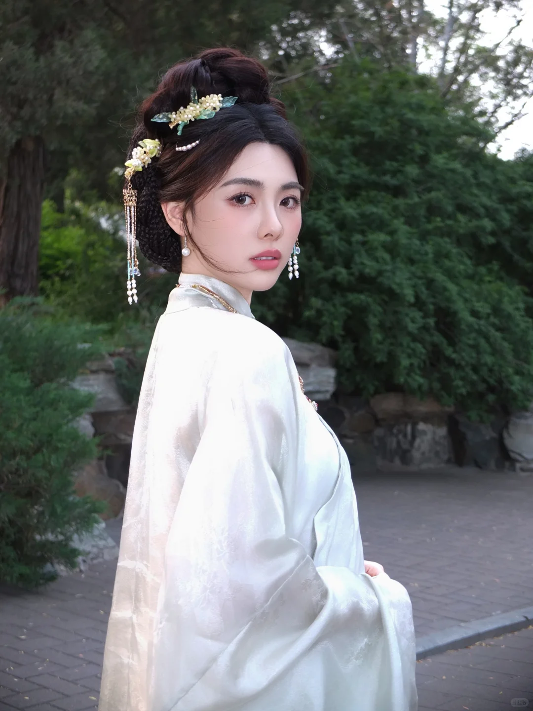 仿妆陈都灵贵女｜雁回时