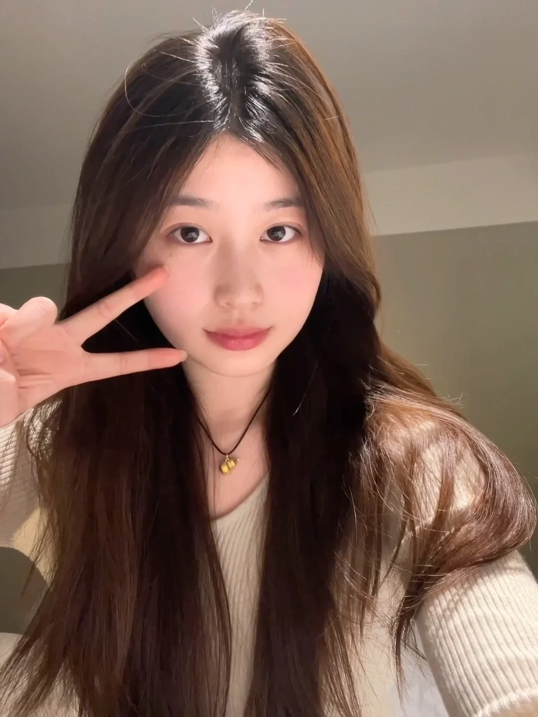 总有人喜欢素颜朝天爱笑的我