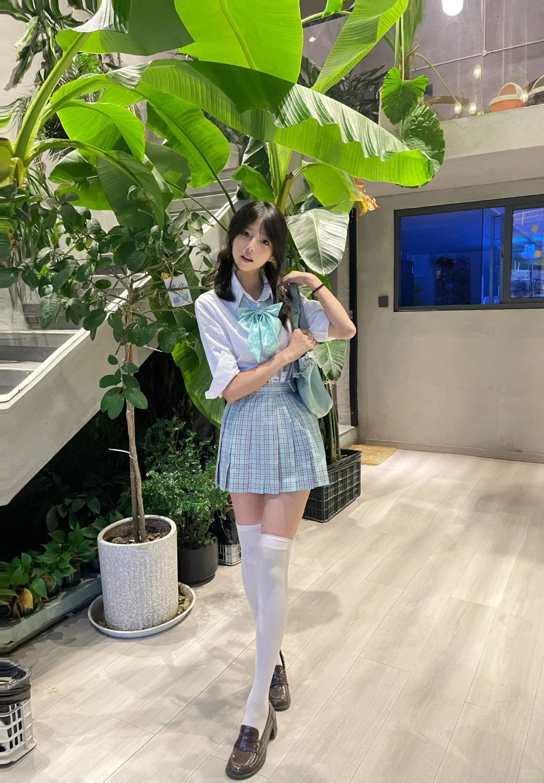 喜欢这个绿色jk制服