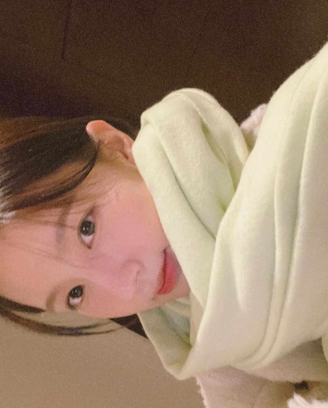 美延欧尼再次美颜暴击
