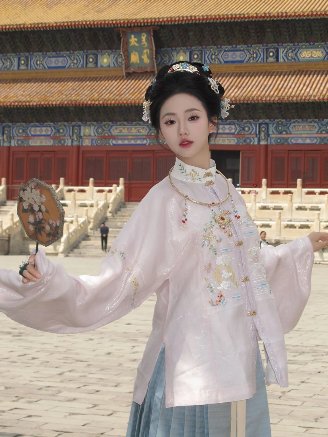 在北京拍的粉色明制贵女也太出片了吧~