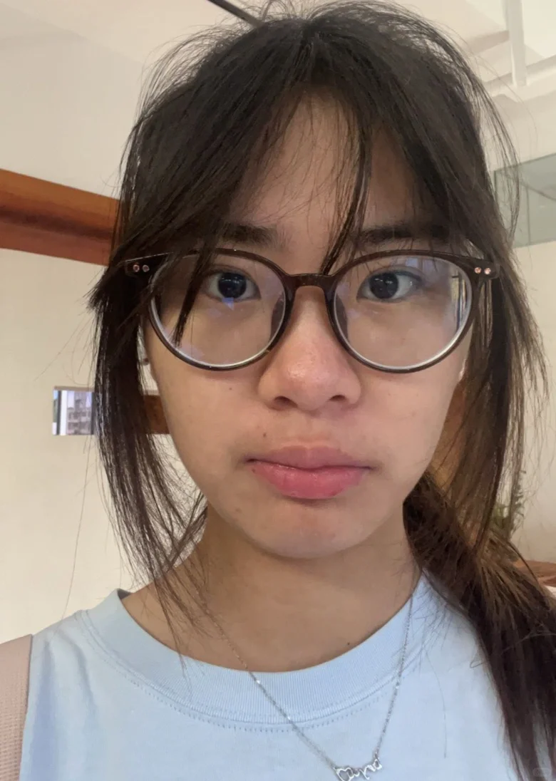 好丑。。。