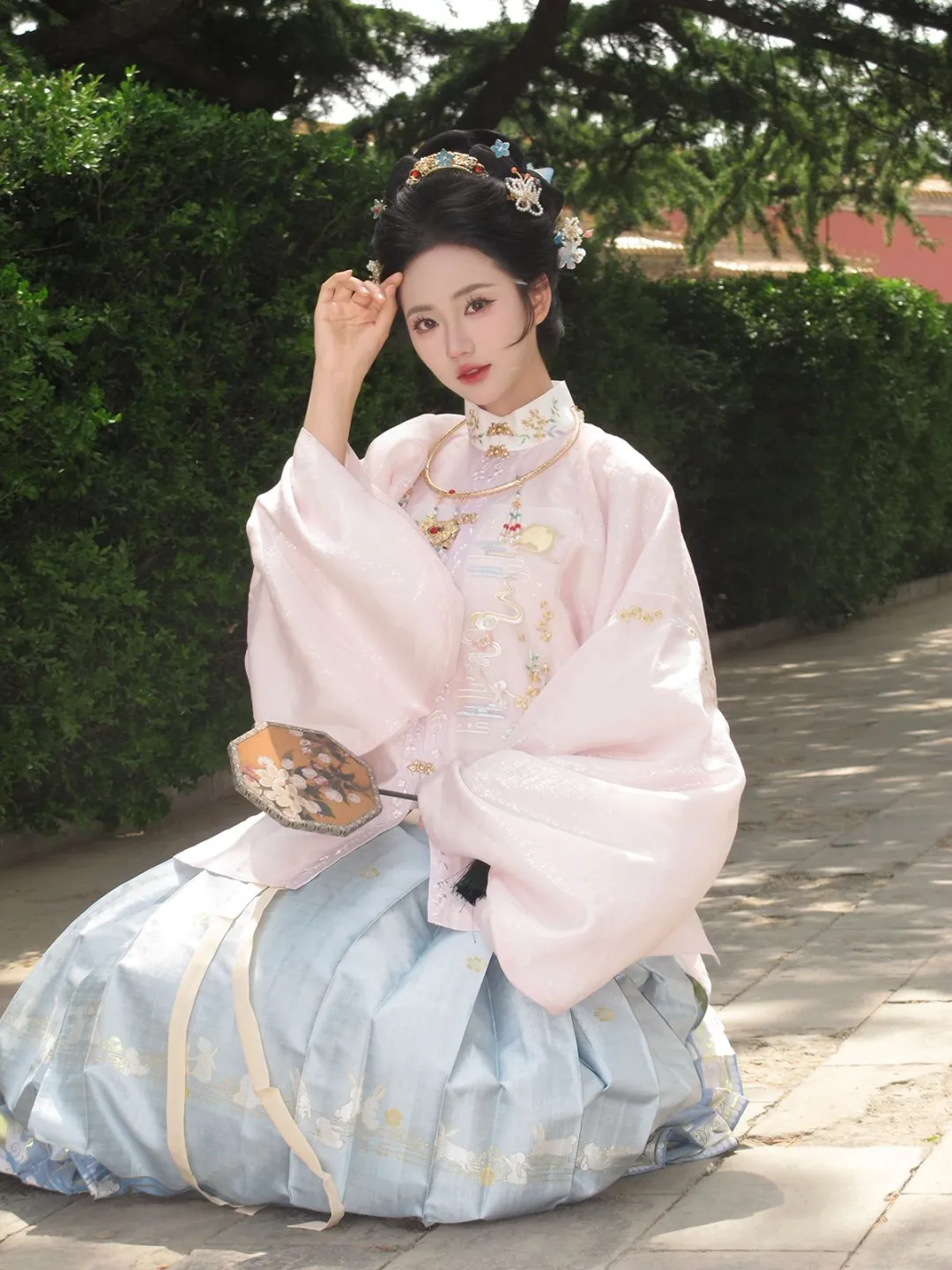在北京拍的粉色明制贵女也太出片了吧~