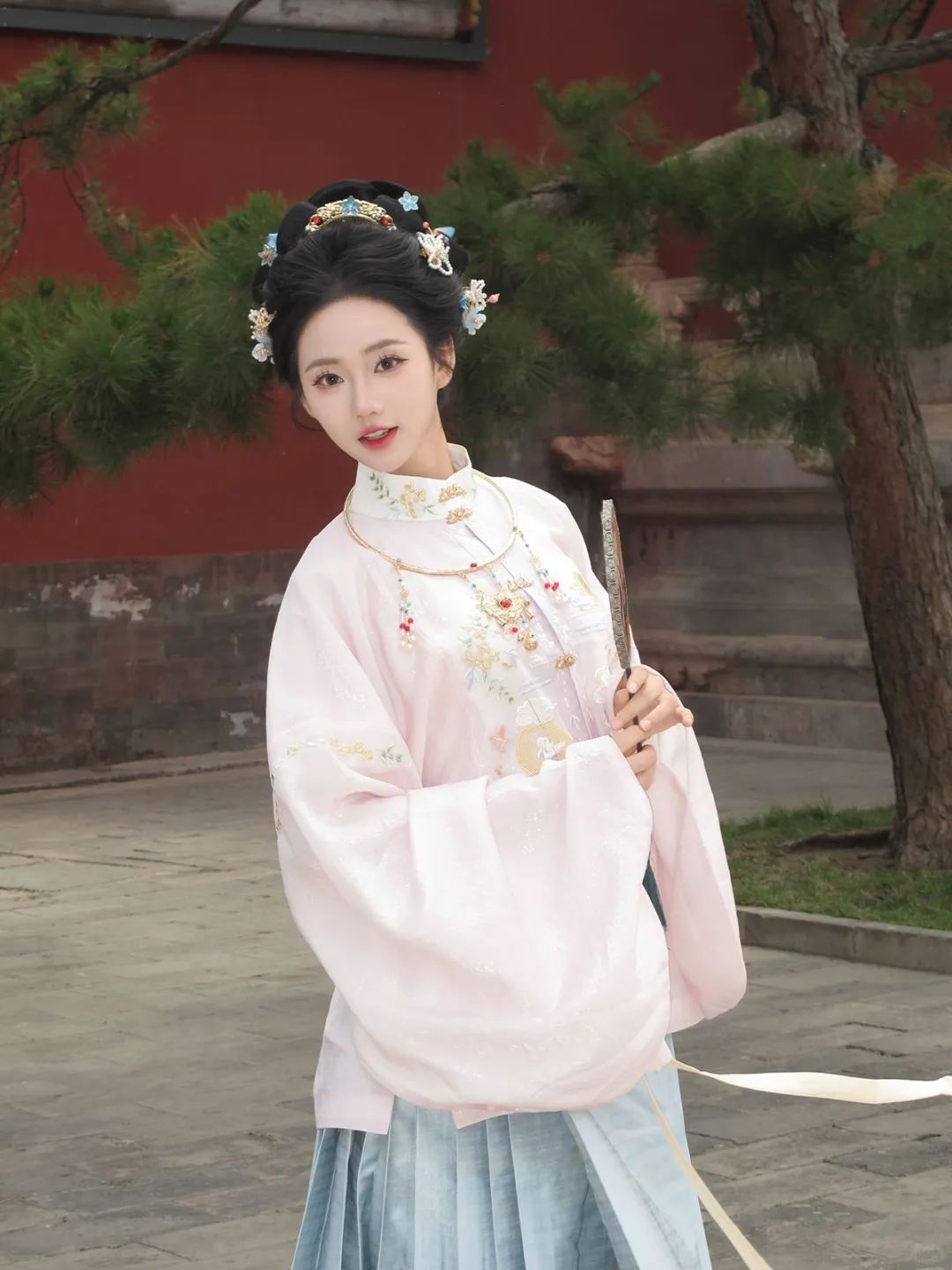 在北京拍的粉色明制贵女也太出片了吧~