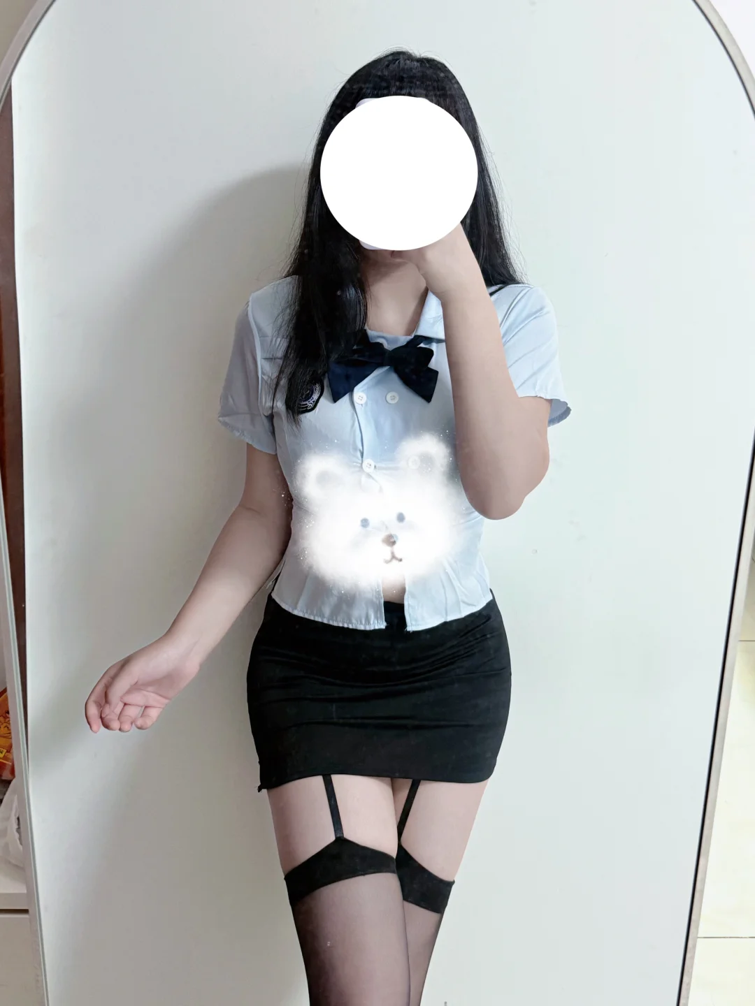 左滑帮我上身！制服辣妹在线营业～