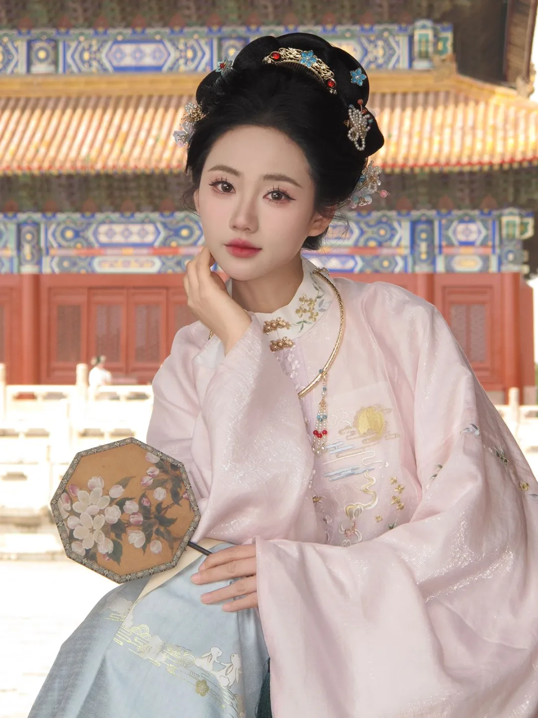 在北京拍的粉色明制贵女也太出片了吧~